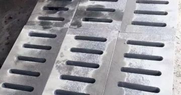 济宁 芝麻灰石材沟盖板