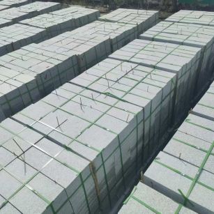 济宁 芝麻白1.8公分火烧300*600地铺，清仓大甩卖