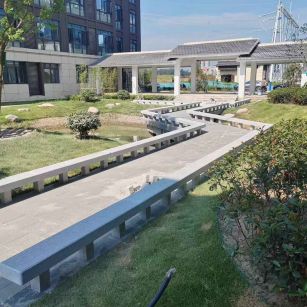 济宁 芝麻灰小区坐凳&栏杆安装效果