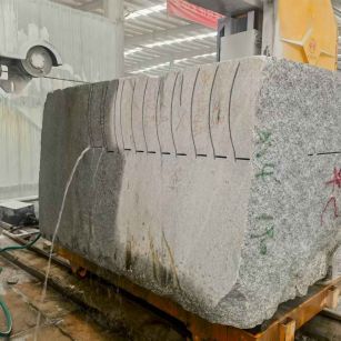 济宁 602，大花芙蓉白，绳锯加工弧形路沿石