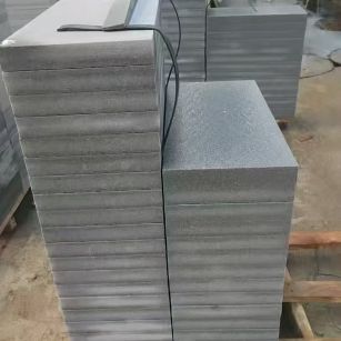 济宁 芝麻灰火烧面300*600*50地铺石材