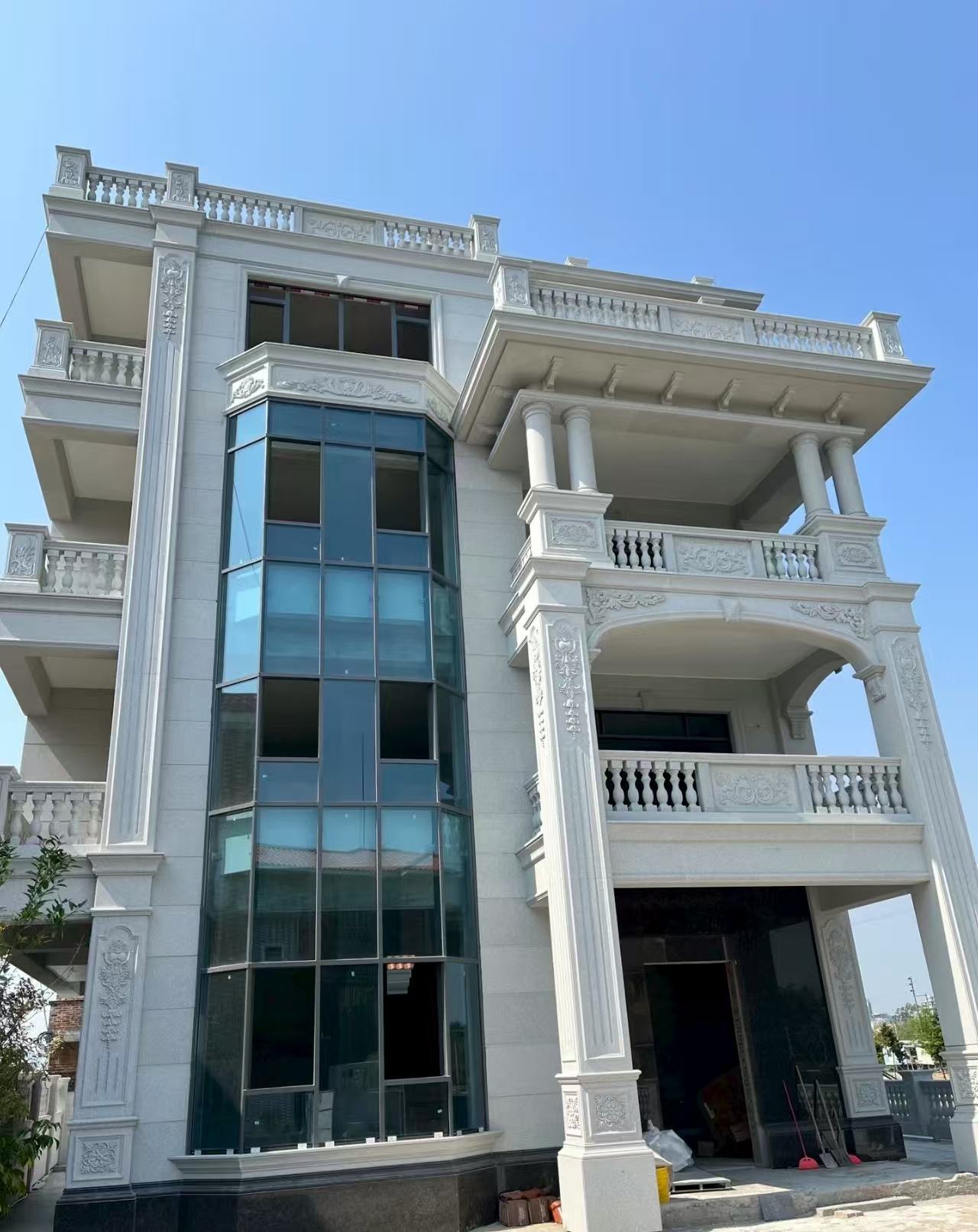 济宁 芝麻白花岗岩别墅外墙干挂效果展示