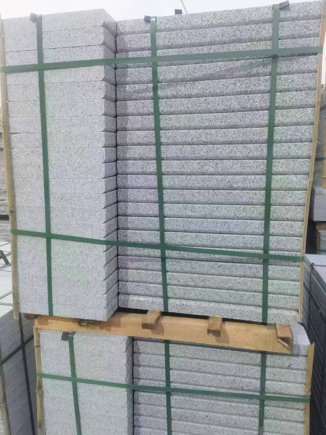 济宁 5公分芝麻白，倒斜角，室外楼梯踏步