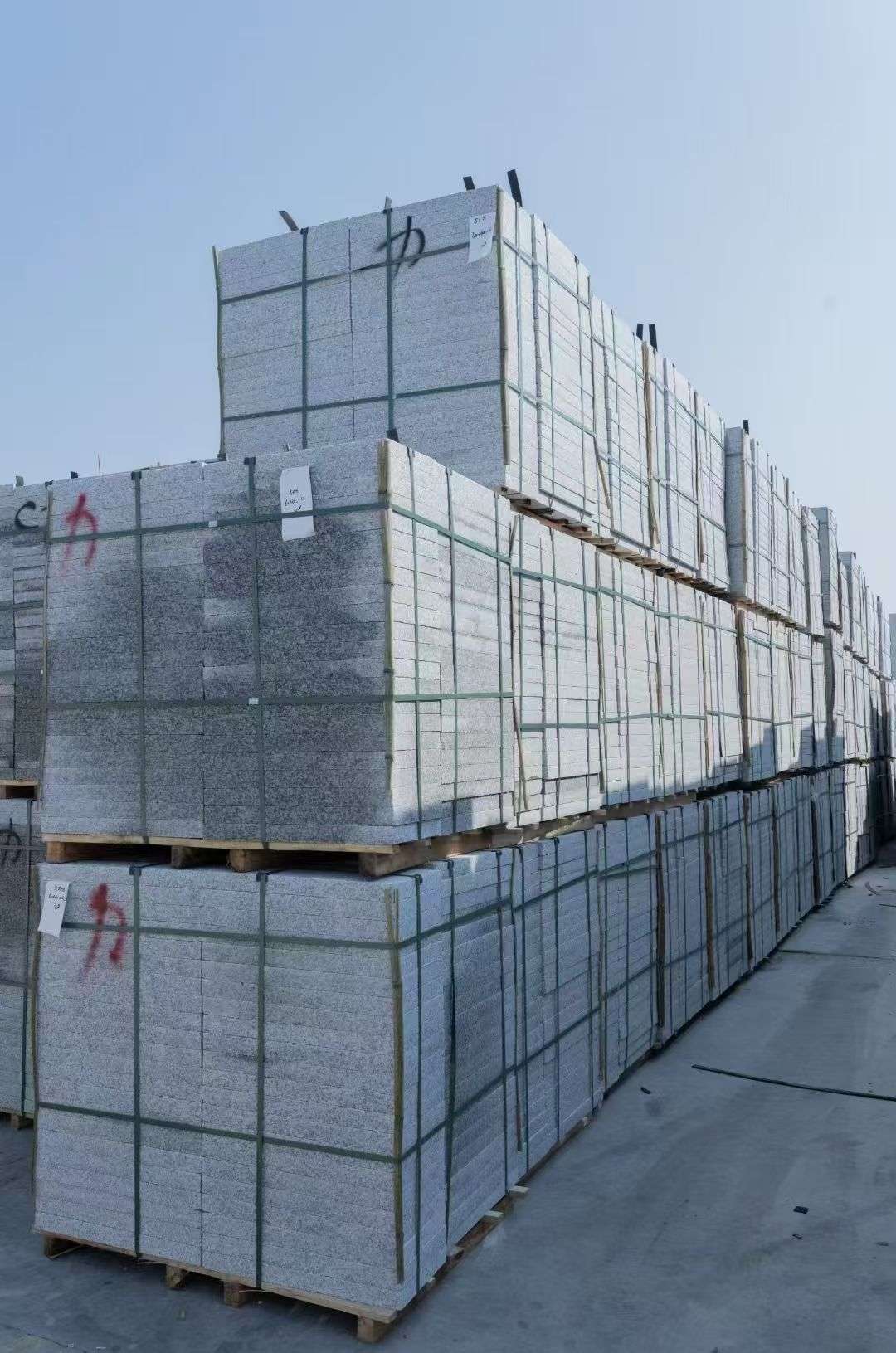 济宁 芙蓉白、大花白、小白花荔枝面成品地铺石