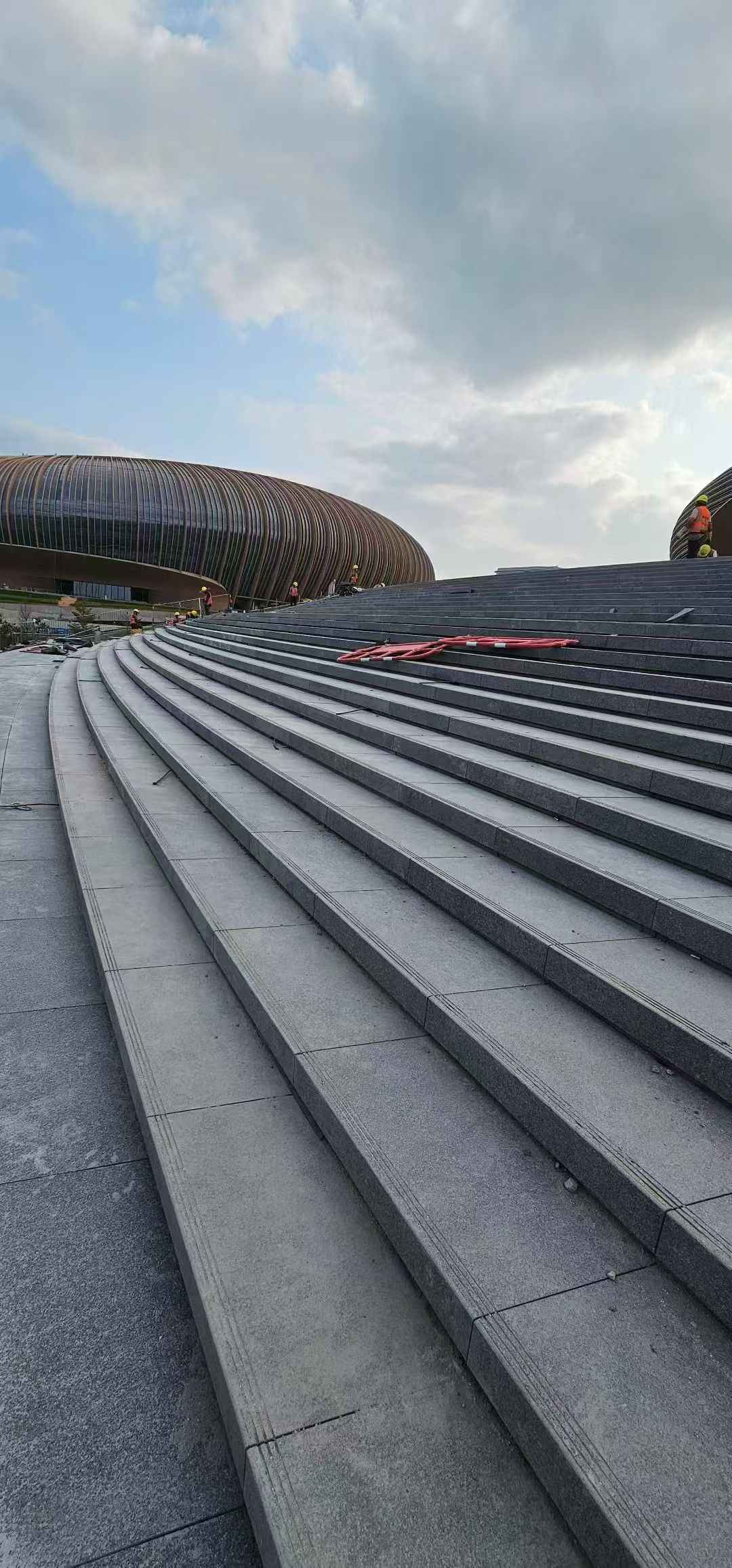 济宁 弧形整石台阶铺装效果图