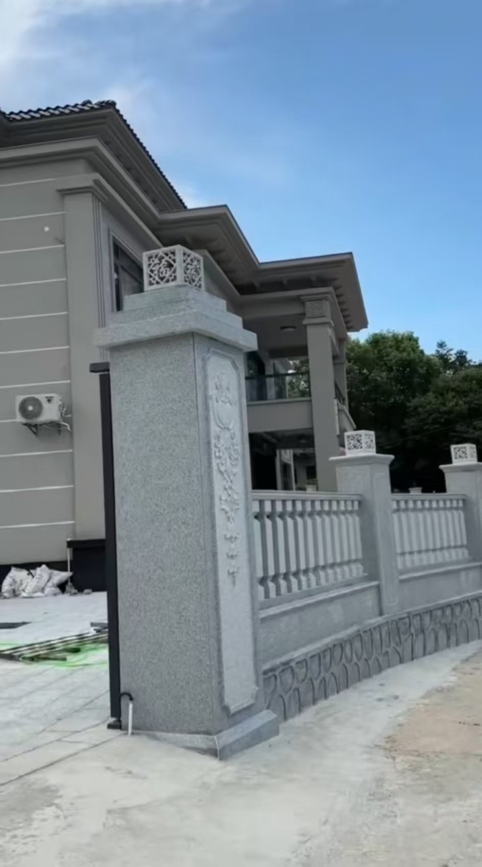 济宁 芝麻白别墅围墙栏杆，私人订制