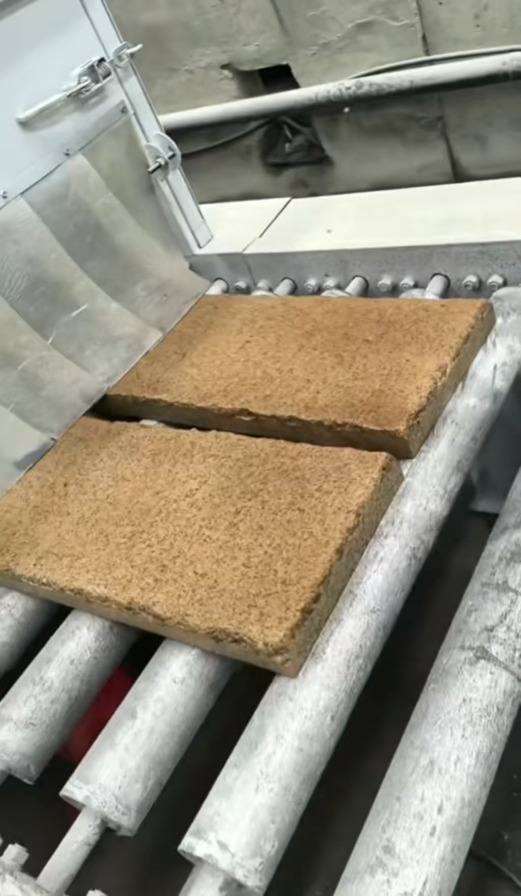 济宁 仿古石流水线生产，各种颜色可定制