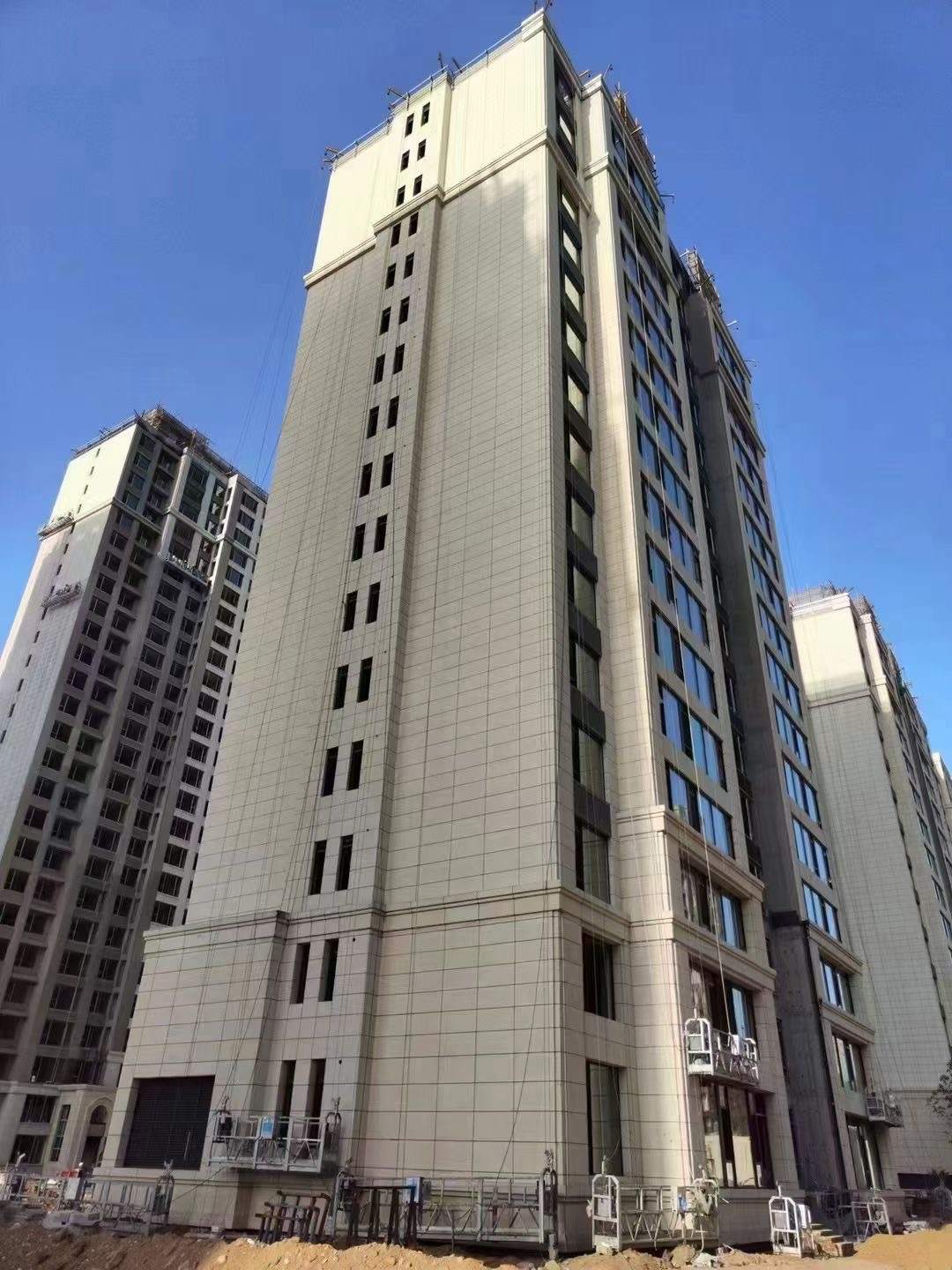济宁黄金麻高端小区，外墙干挂