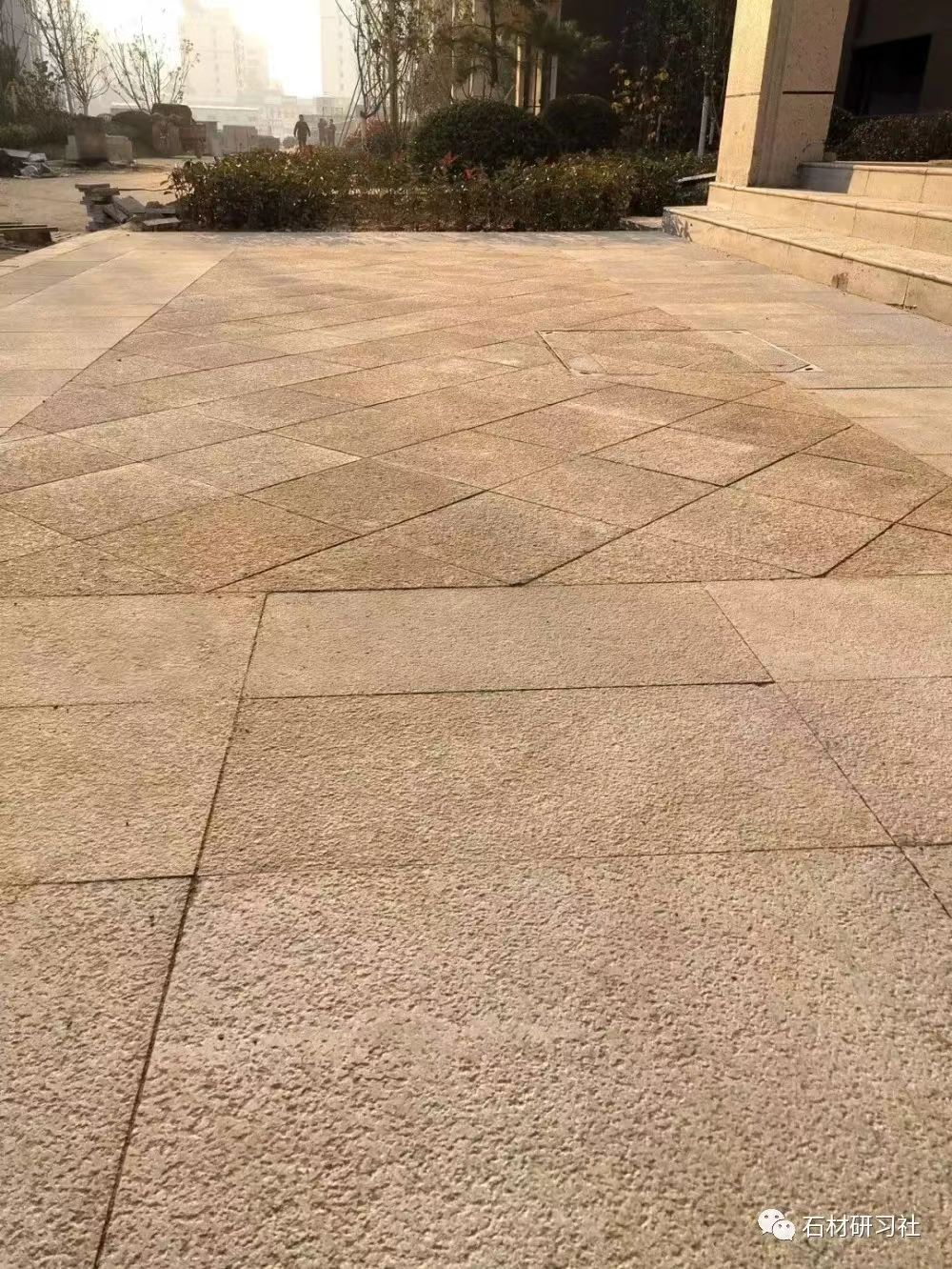 济宁黄金麻石材铺装